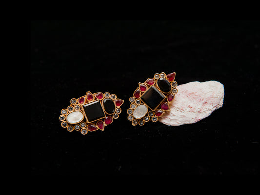 Noir Bloom Earrings-Kundan
