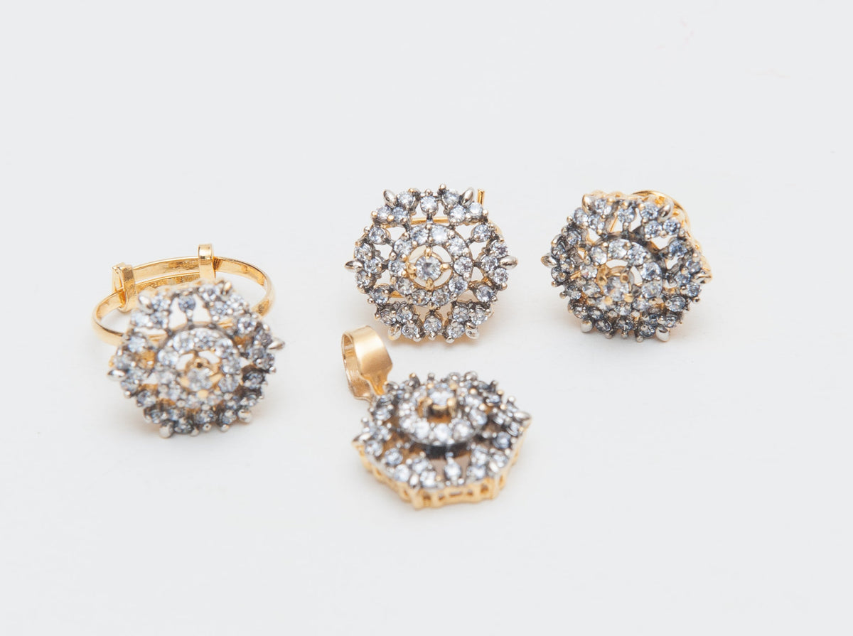Crystal Bloom Locket Set-Gold Plated