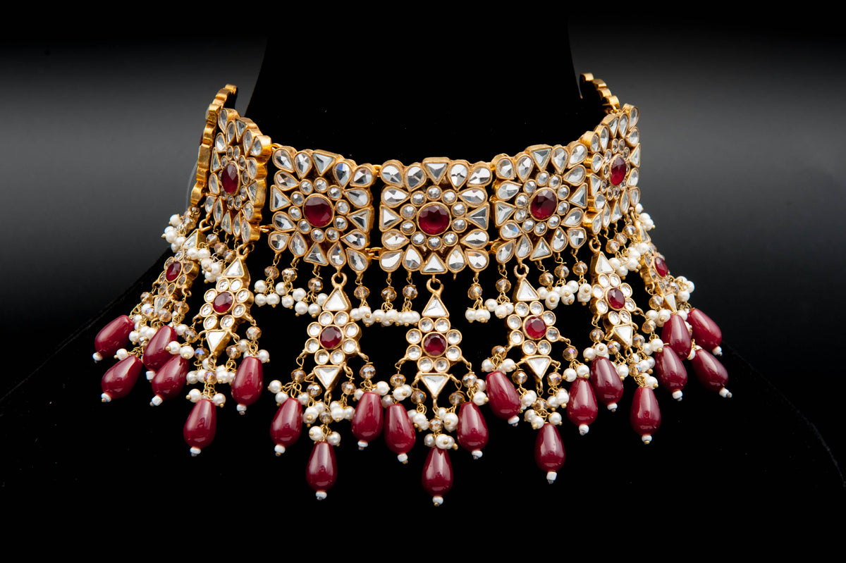 Regal Crimson Heirloom-Kundan Set